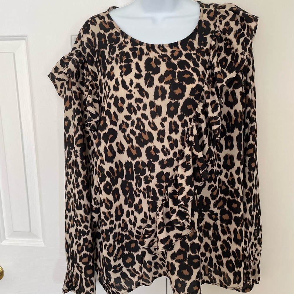 ❤️❤️Beautiful Lane Bryant blouse❤️❤️